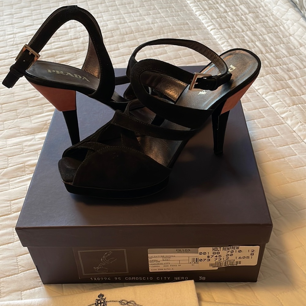 Prada Authentic shoes, size 38